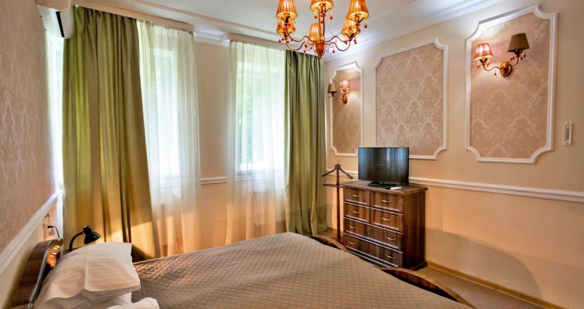 room-img