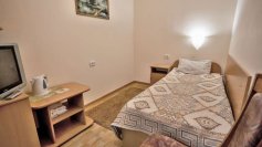 room-img