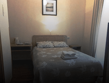 room-img